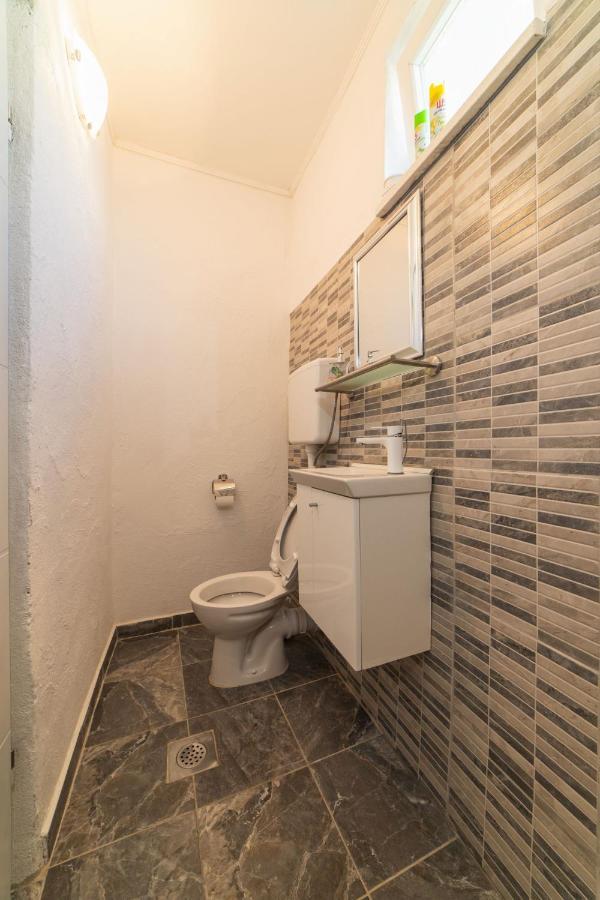 Apartment Livaja Kastel Novi Exterior photo
